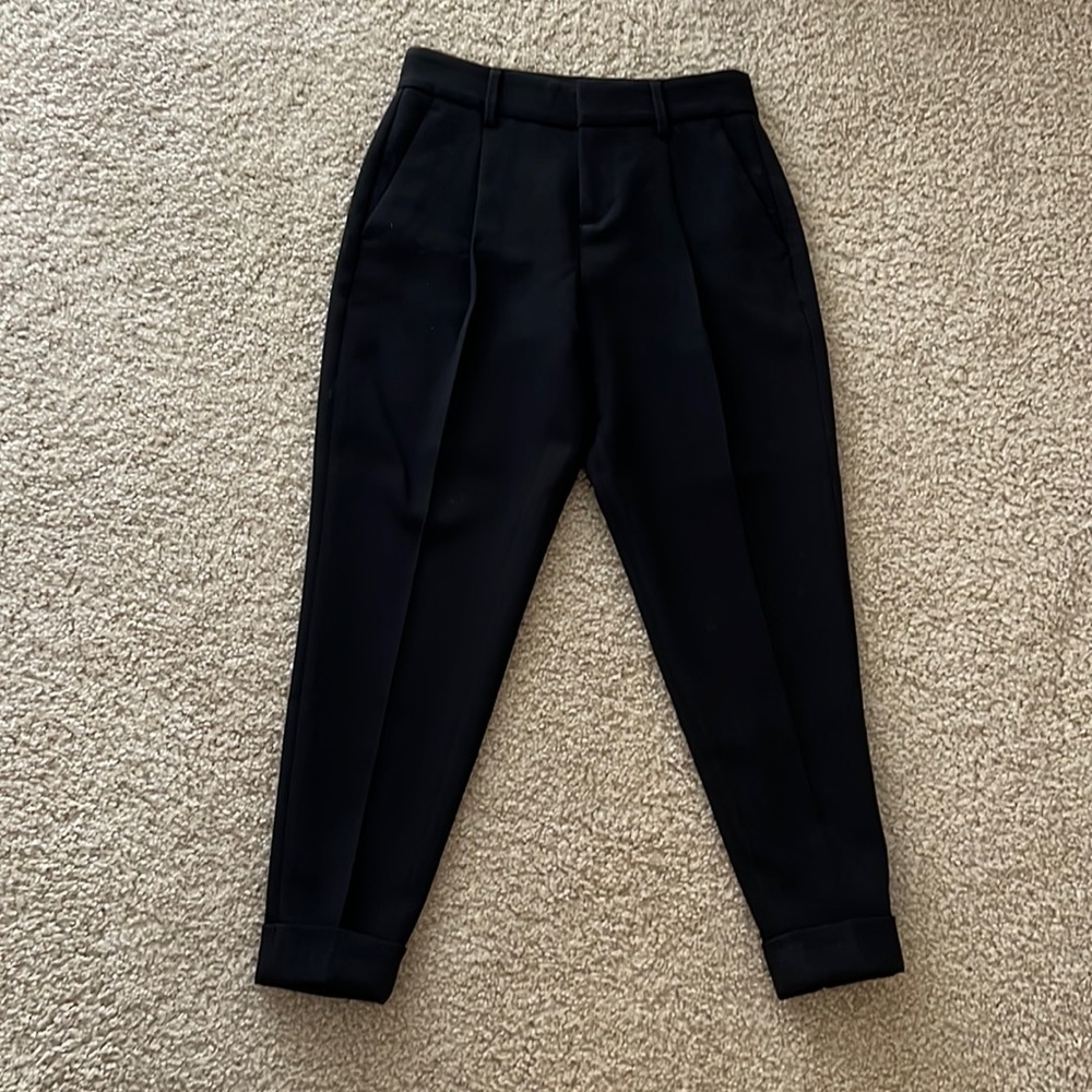 Pleated Cropped Black Trousers